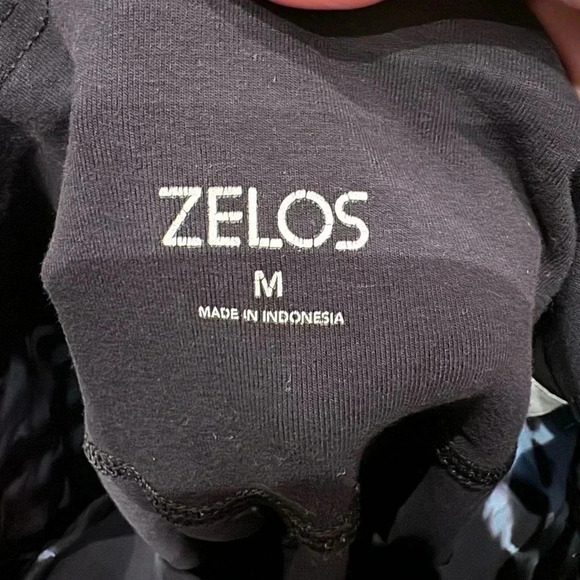 ZELOS capris blue & black size MEDIUM - Picture 3 of 3